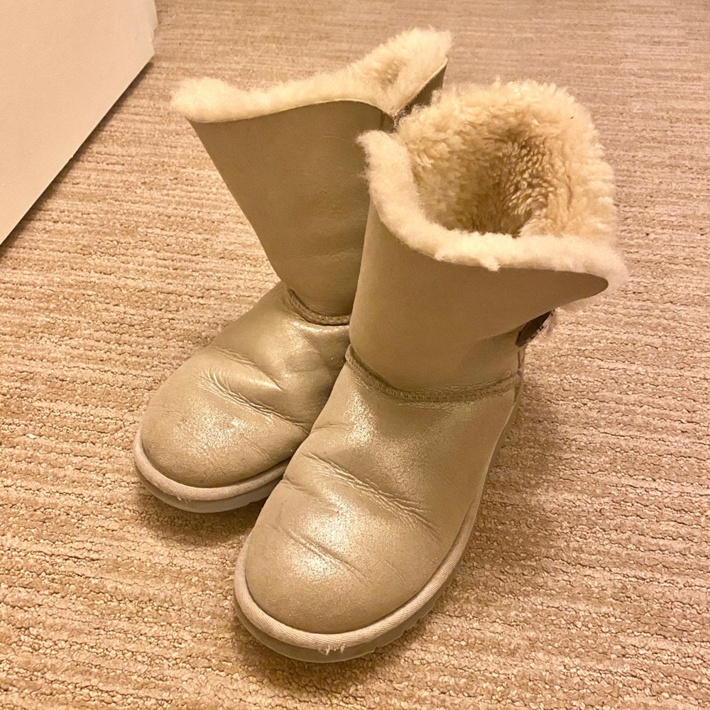Ugg silver boots size 6 used